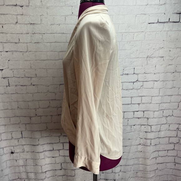 Trouvé twist front cut out blouse size XS - Picture 2 of 5